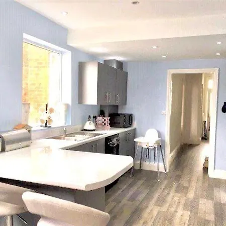 Glenview House * Filey